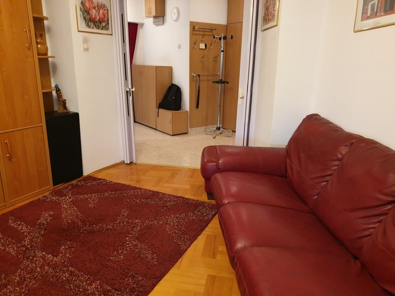 Crangasi, particular 3 camere dec. vedere la sosea, pod Grand, metrou,